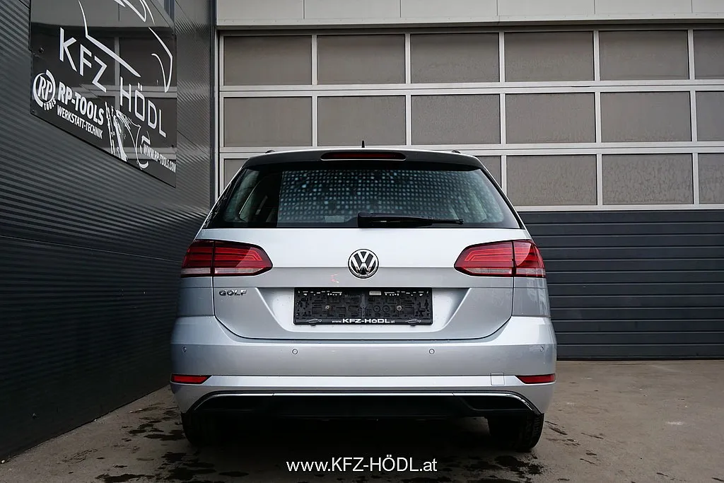 Volkswagen Golf Variant Rabbit 1,0 TSI Image 4